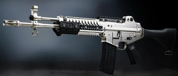 HAN 86 with the Platinum camo in MW4 DMZ
