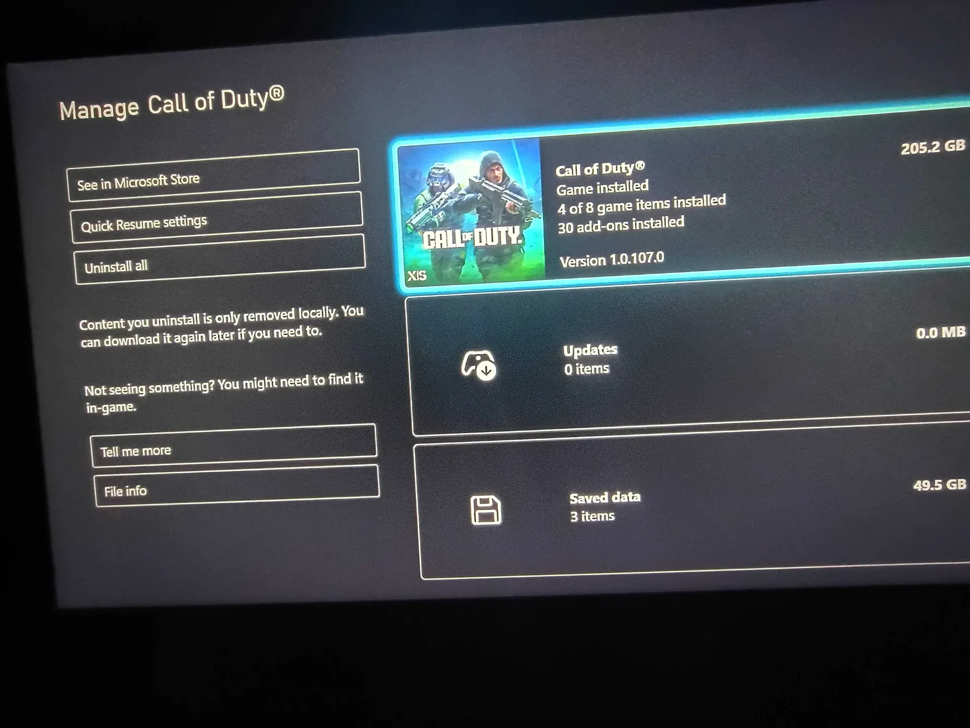 Xbox Manage Call of Duty screen showing 205.2 GB installed with 4 of 8 game items
